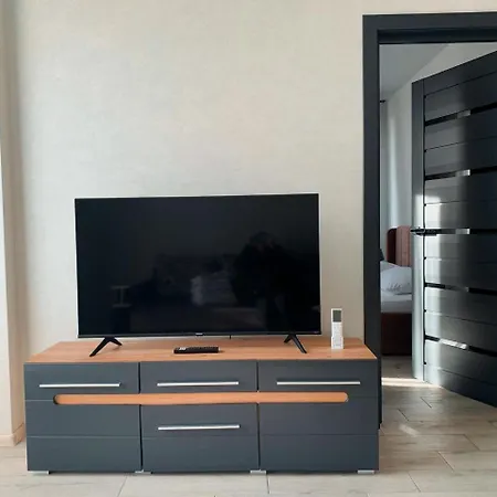 Apartmets Domovik Мира 11С Кв 7 Вместительная Трёхкомнатная Квартира Mukacheve Exterior photo
