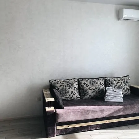 Apartmets Domovik Мира 11С Кв 7 Вместительная Трёхкомнатная Квартира Mukacheve Exterior photo